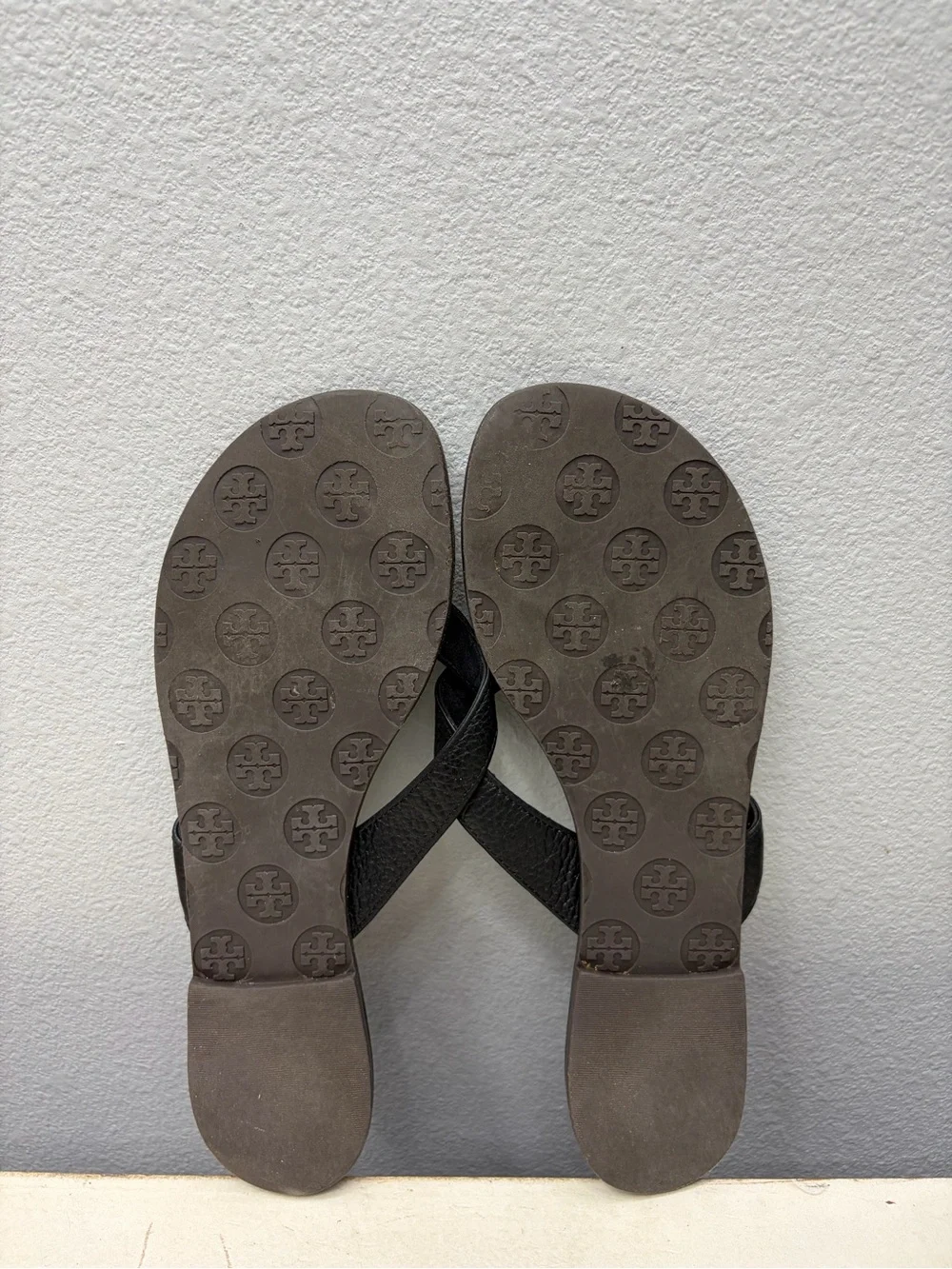 Tory Burch Black Leather Thora Sandals Size 8